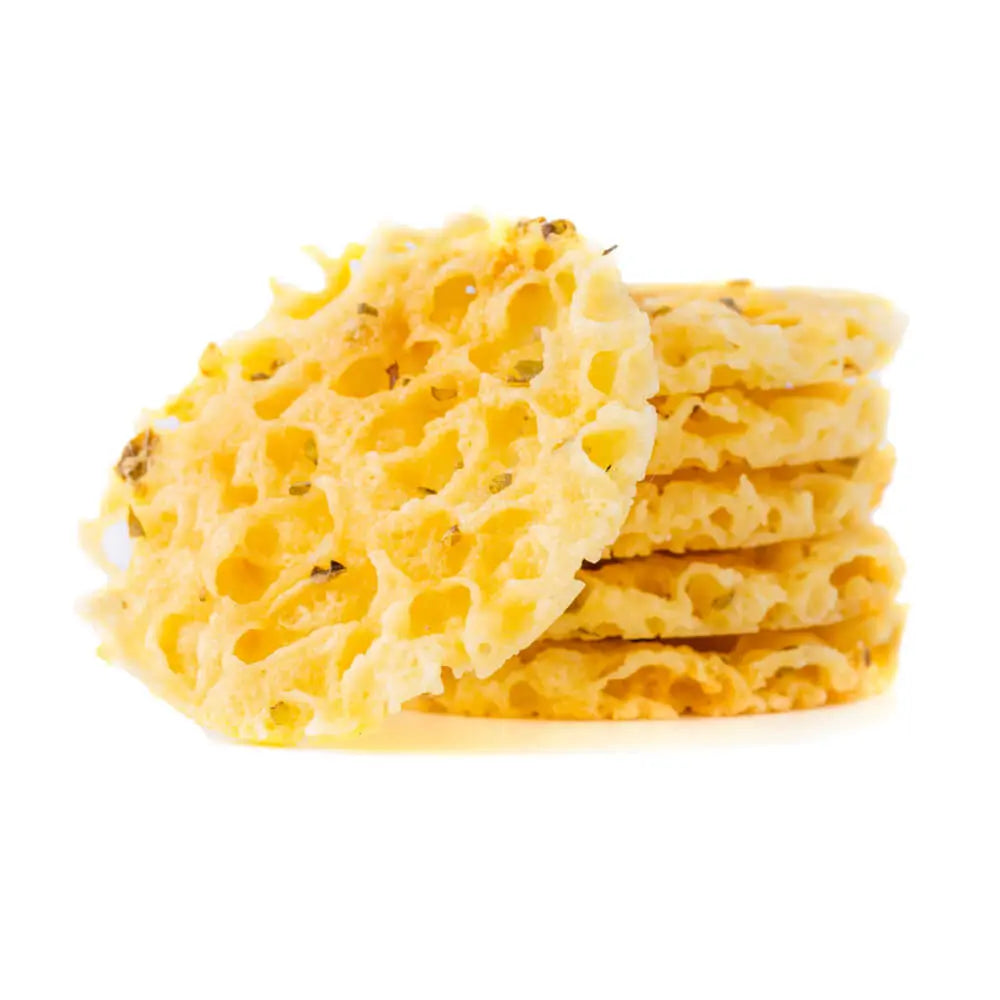 Monarchs Pure Cheese Crisps Fresh Garlic &amp; Oregano 32g - Sweet Victory Products Ltd